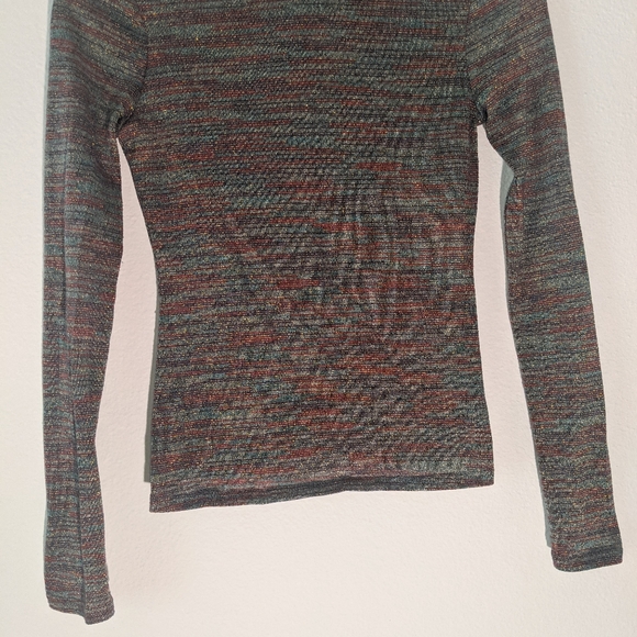 Forever 21 Metallic Shimmer Gold Sparkle Sweater - Picture 6 of 9